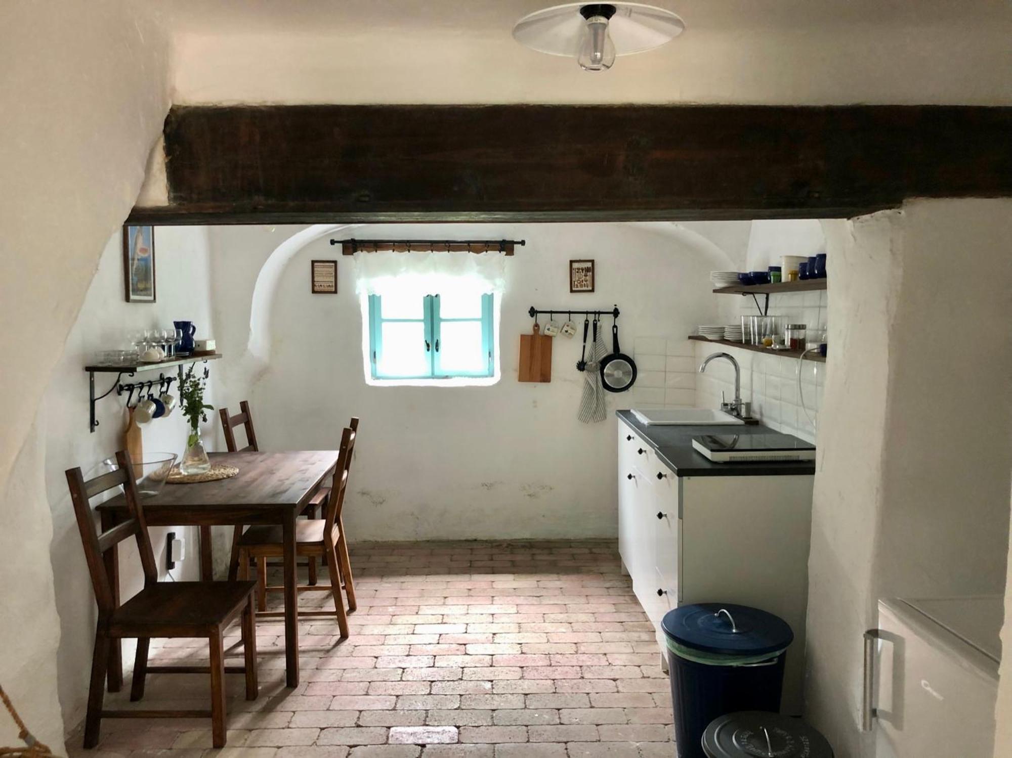 Hotel Kali Kerted Vendeghazak Karolin Neni Haza Monoszlo Exterior foto